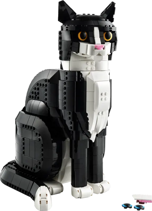 LEGO Icons 21349 Tuxedo Cat