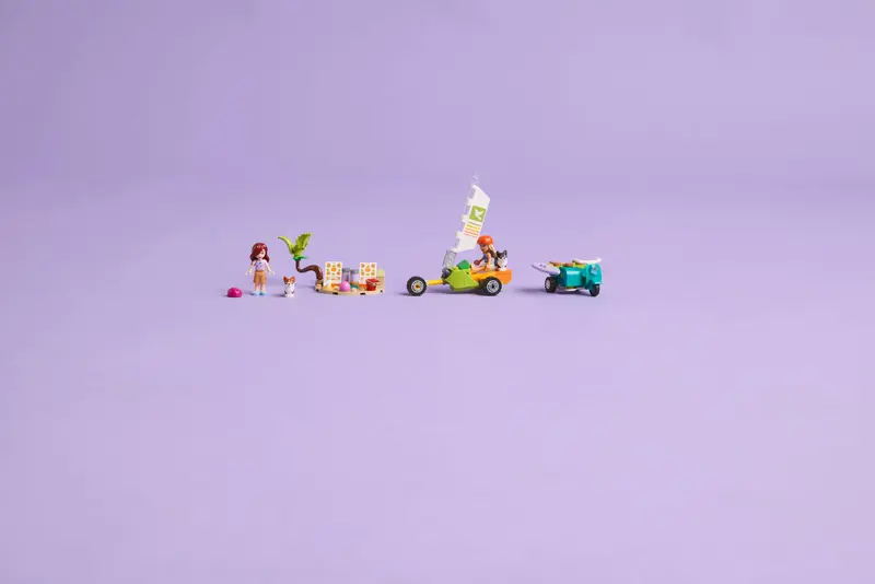 LEGO Friends 42641 Surfing Dogs and Scooter Adventure