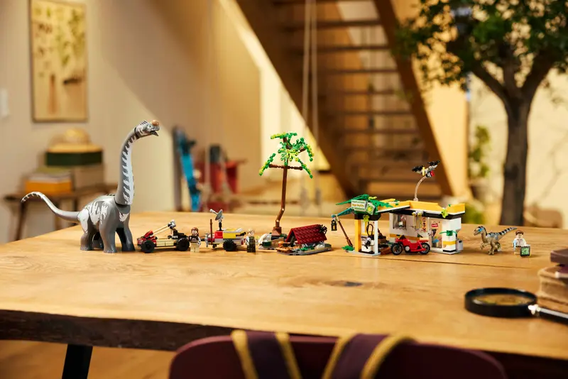 LEGO Jurassic 76973 Raptor & Titanosaurus Tracking Mission