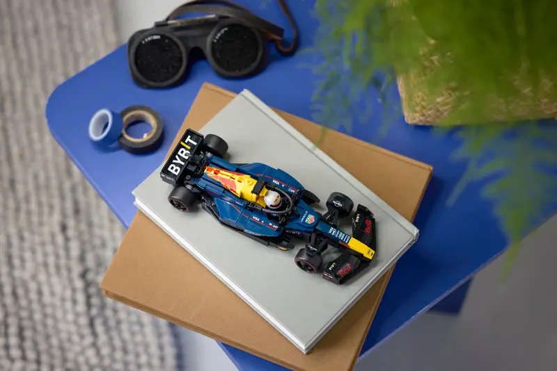 LEGO Speed 77243 Oracle Red Bull Racing RB20 F1 Race Car