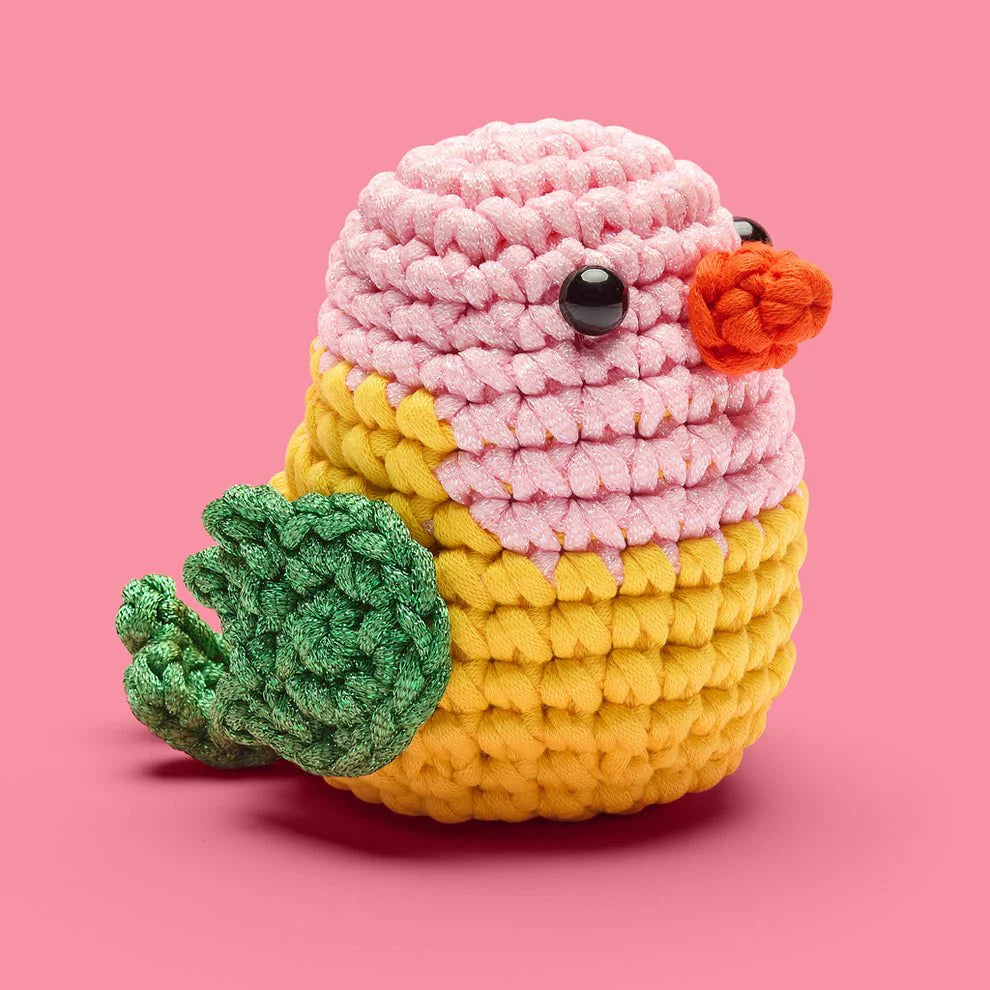 Cupid the Lovebird Crochet Kit
