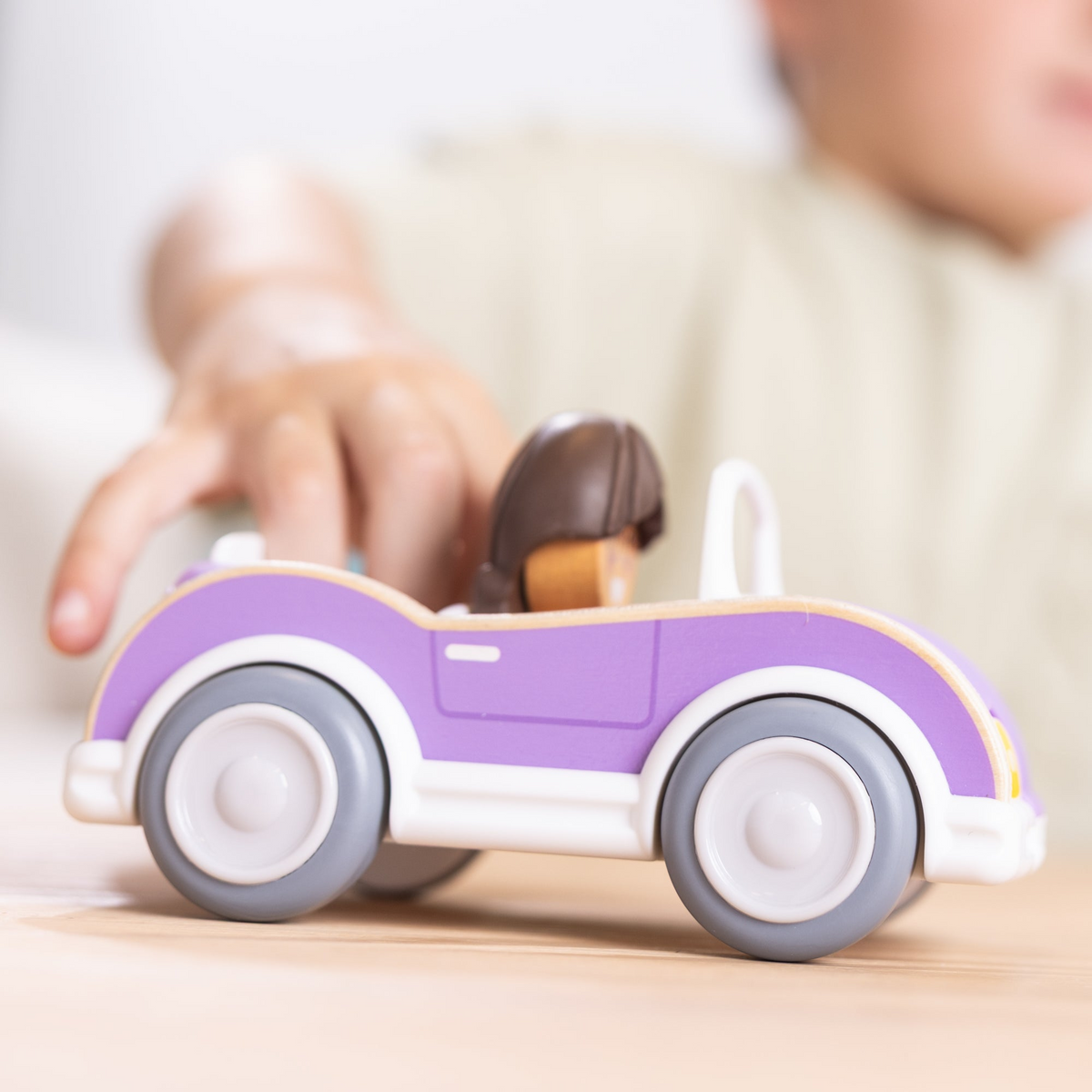 Cheery Lane Car and Play Figure - Girl