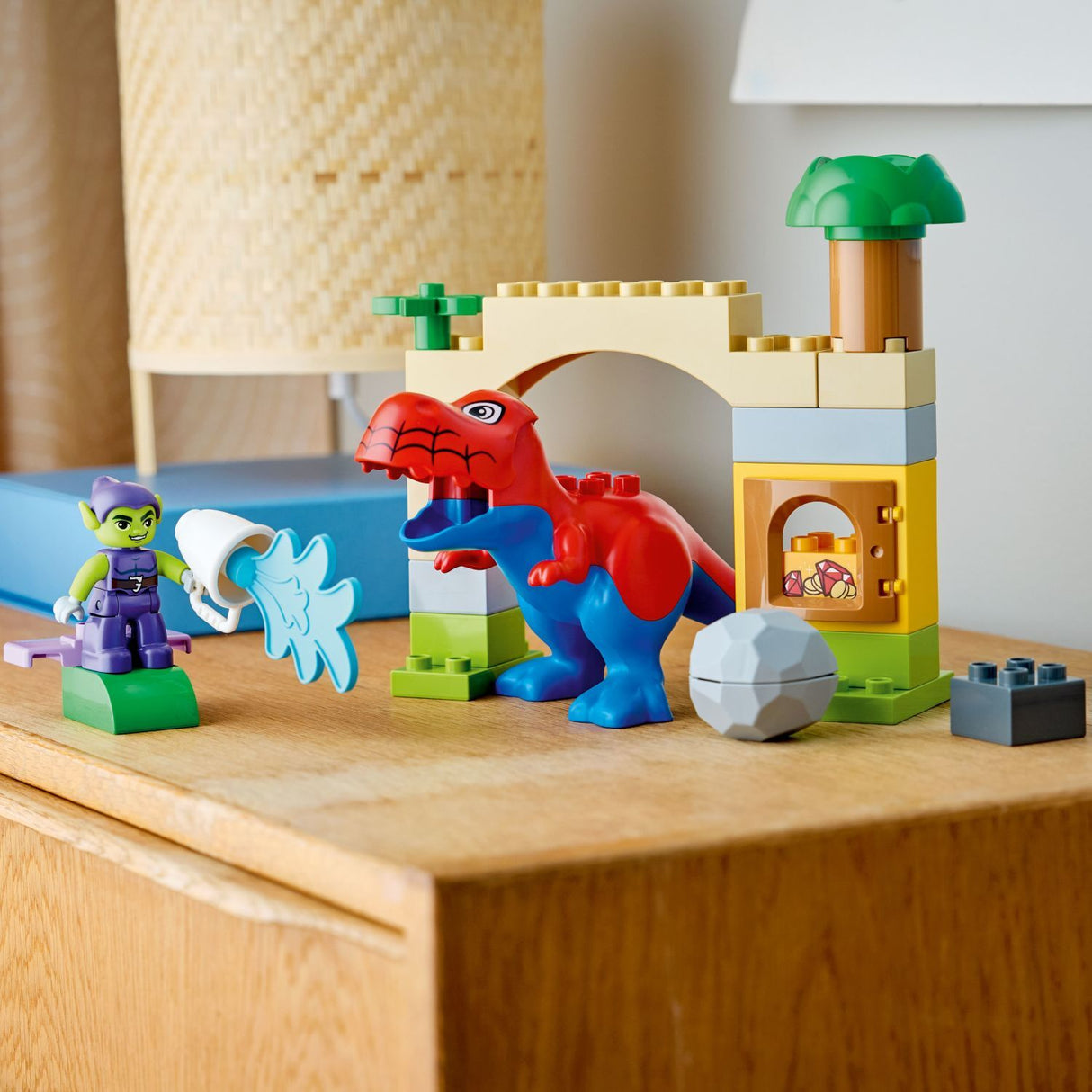 LEGO DUPLO Disney: Dinosaur Spidey-Rex vs. Green Goblin