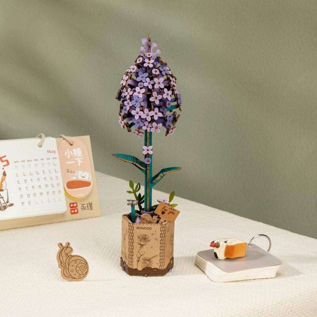Modern Wooden Puzzle: Lilac