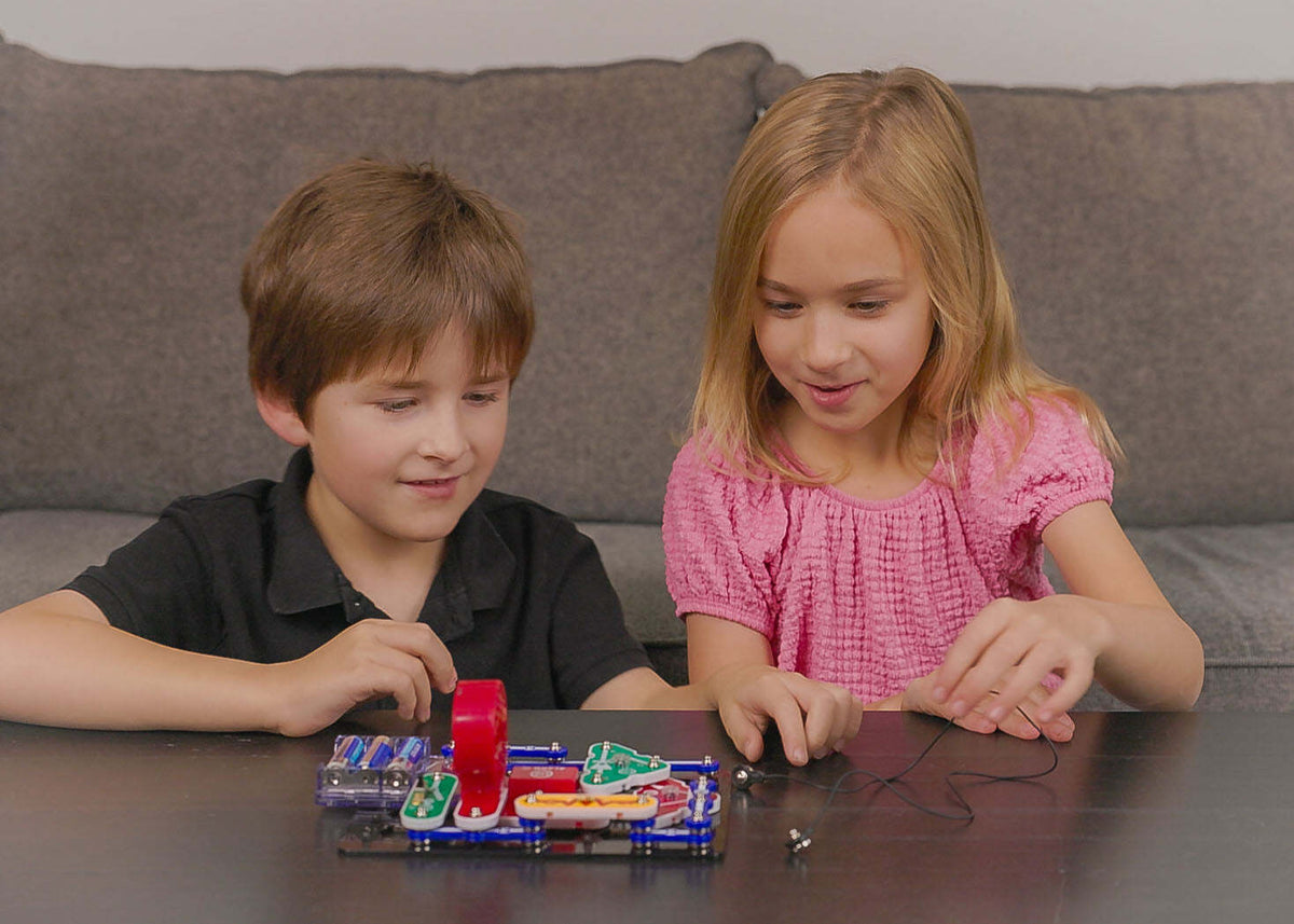 Snap Circuits Spy Kit
