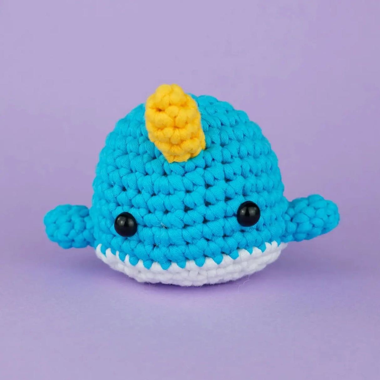 Woobles crochet kit blue Narwhal