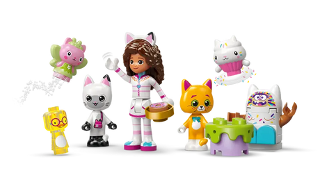 LEGO Gabbys Dollhouse 11205 Sweet Treat Mountain & Kitty Garden