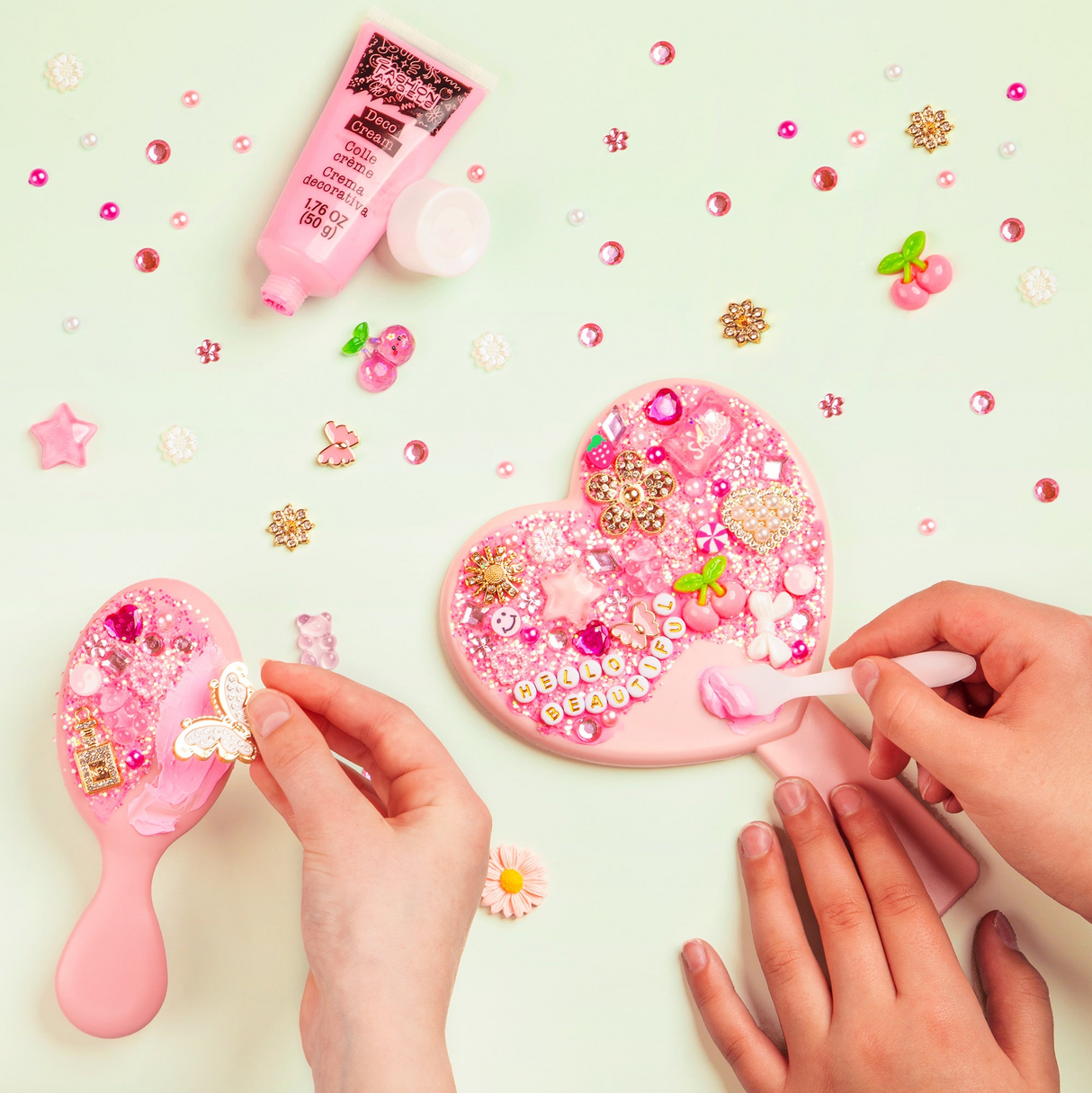 Chaotic Crafts- Brush & Mirror set