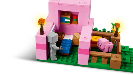 LEGO Minecraft 21268 The Baby Pig House