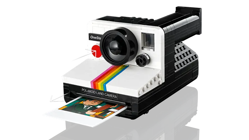 LEGO Icons 21345 Polaroid OneStep SX-70 Camera