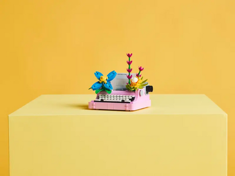 LEGO Creator 31169 Typewriter with Flowers