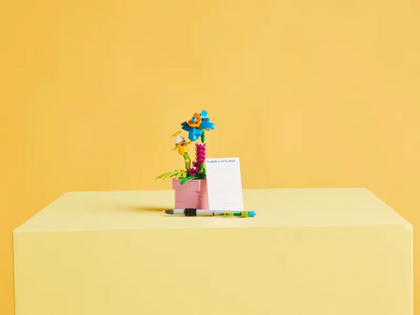 LEGO Creator 31169 Typewriter with Flowers