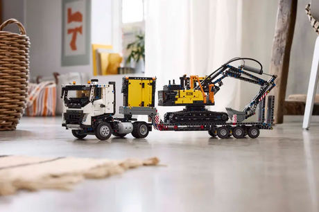LEGO Technic 42175 Volvo FMX Truck & EC230 Electric Excavator