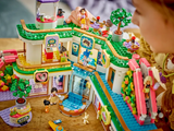LEGO Friends 42604 Heartlake City Shopping Mall
