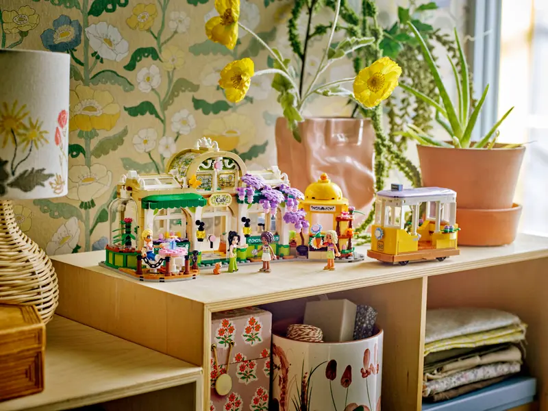LEGO Friends 42671 Plant Cafe & Flower Shop