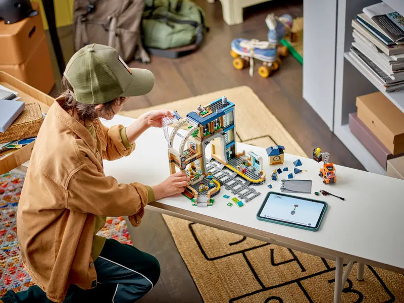 LEGO City 60469 Central Train Station