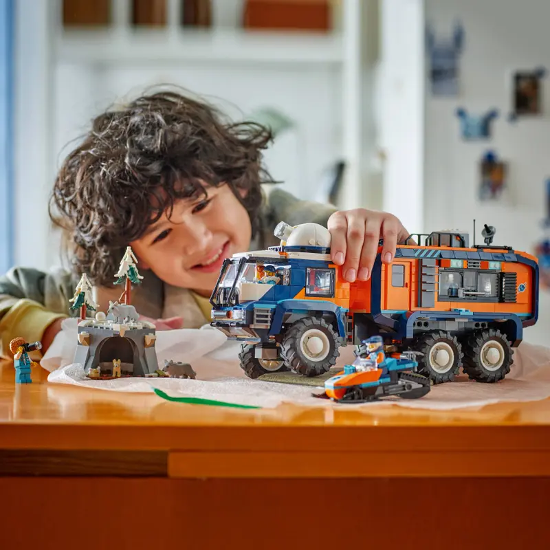 LEGO City 60471 Arctic Explorer Science Lab Truck