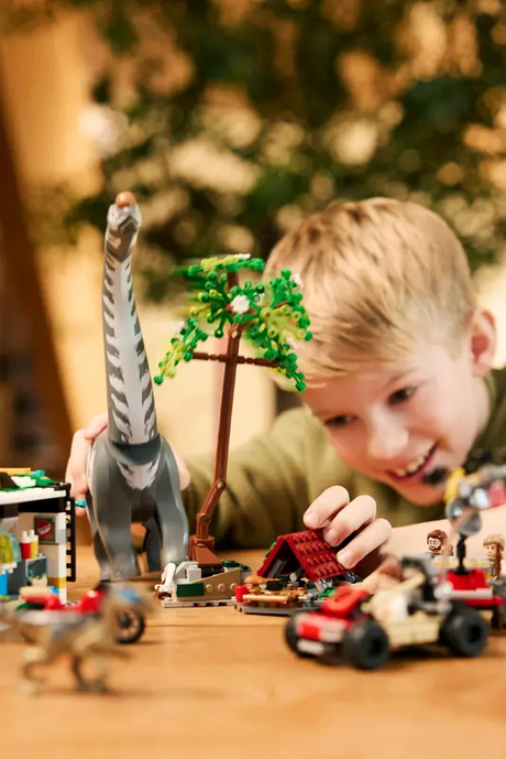 LEGO Jurassic 76973 Raptor & Titanosaurus Tracking Mission