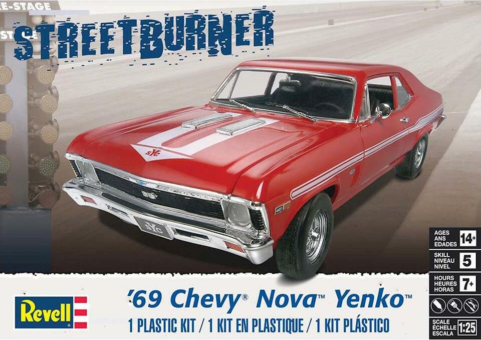 Revell Germany 1/25 '69 Chevy Nova Yenko Model Kit