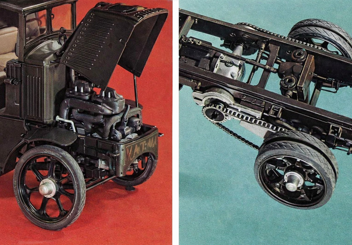 1:24 1926 Mack Bulldog Dump Truck