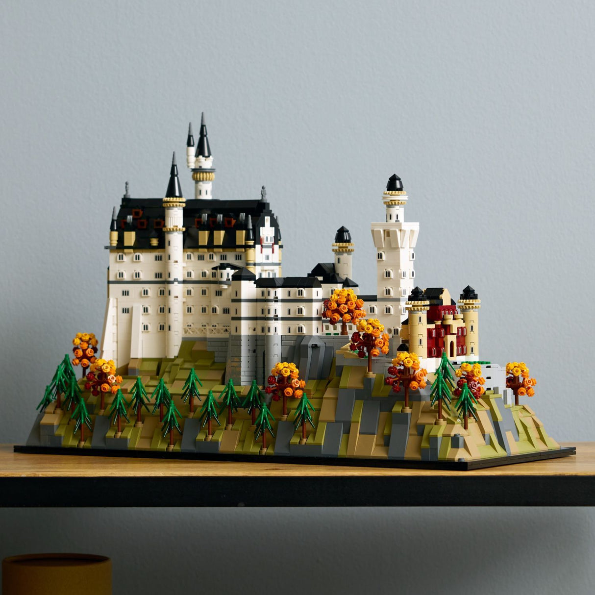 LEGO Architecture: Neuschwanstein Castle