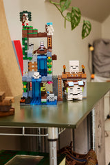 LEGO® Minecraft® Ghast Station