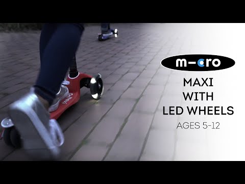 Maxi Deluxe LED Blue/White Scooter