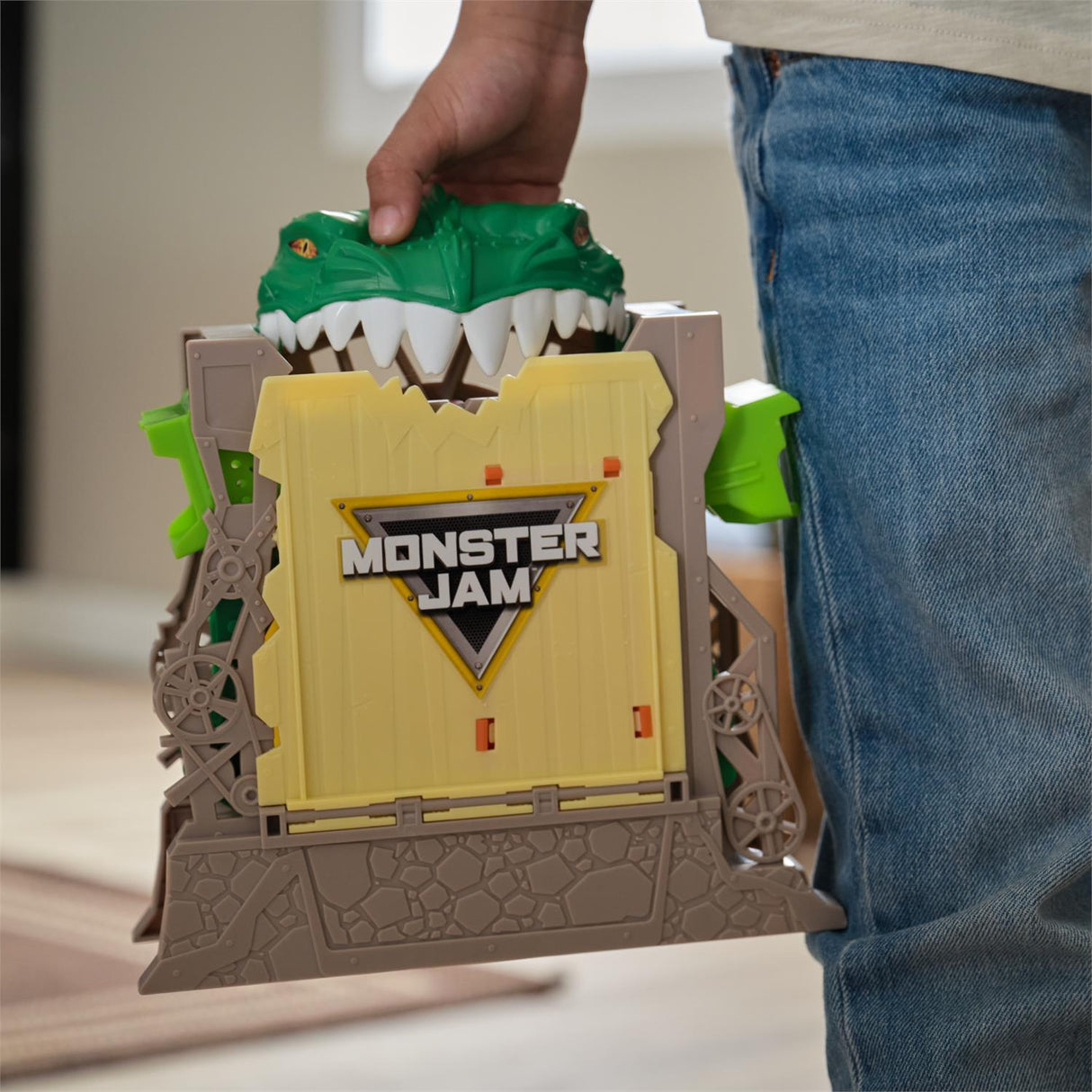 Monster Jam, Dragon Dungeon of Doom Playset, Mini Jams