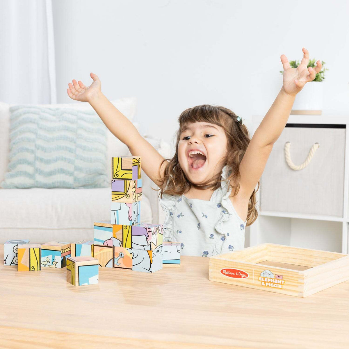 Mo Willems' Elephant & Piggie Wooden Cube Puzzle