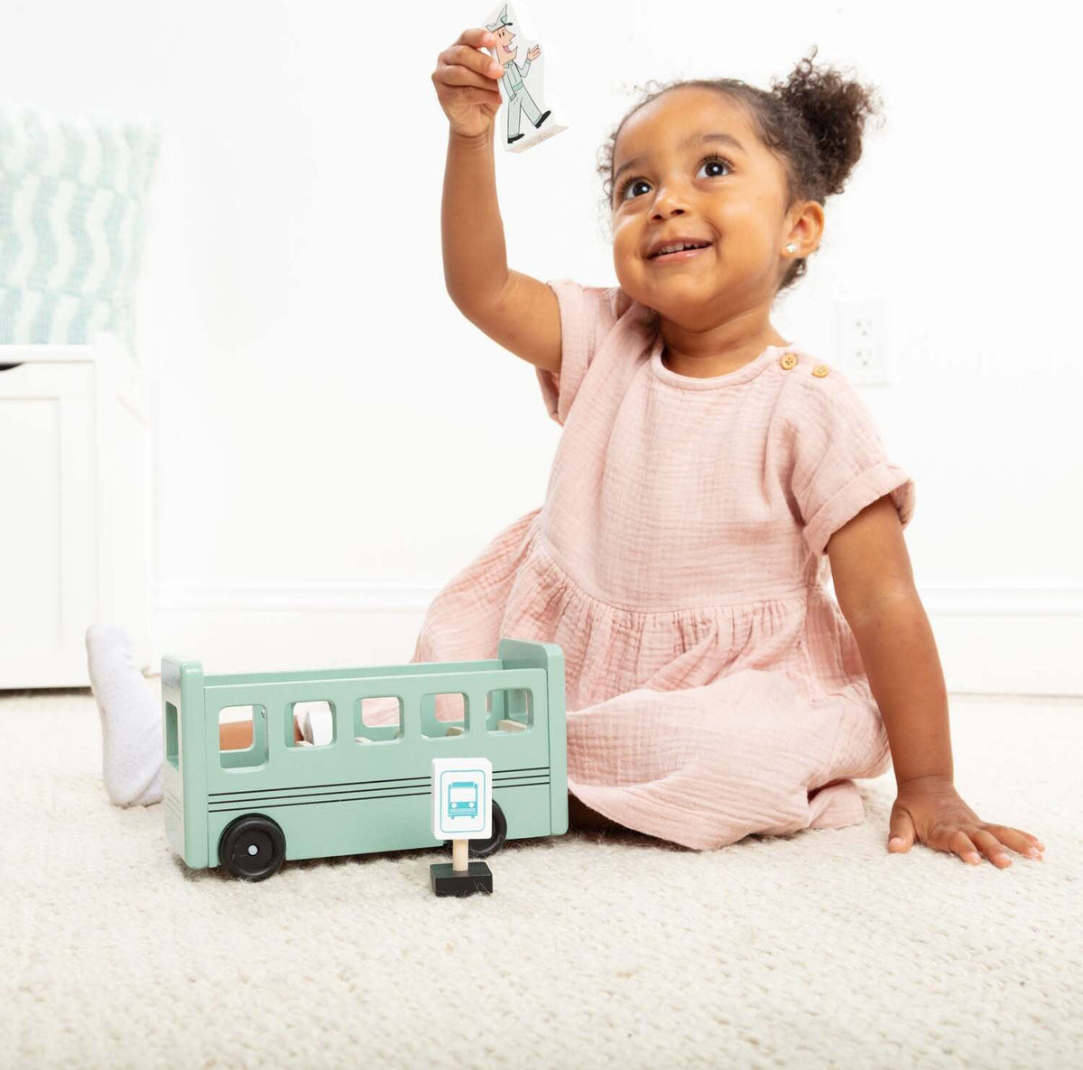 Mo Willems' The Pigeon! Wooden Bus Play Set